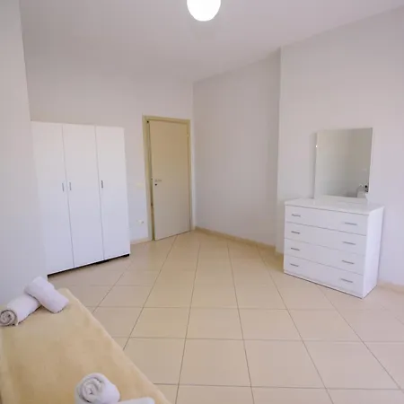 Harris&arvien Apartment's * Vlorë