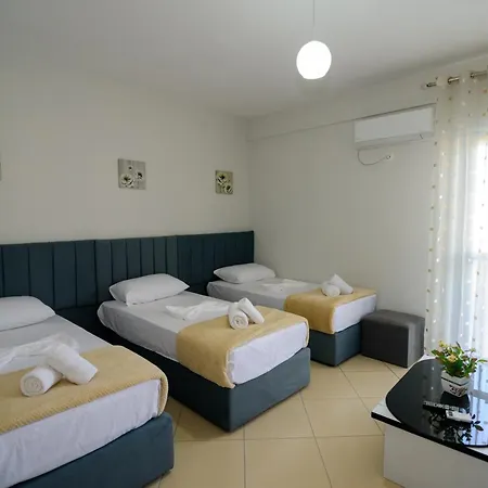 Harris&arvien Apartment's Apartament Wlora